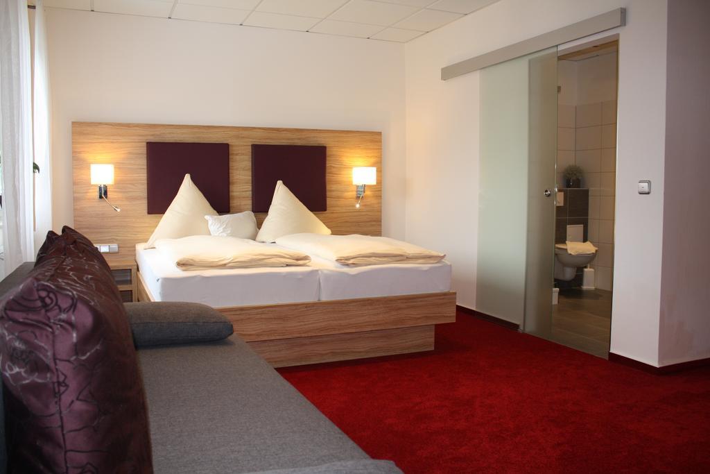 Hotel Zum Kuehlen Grunde Minden  Kamer foto