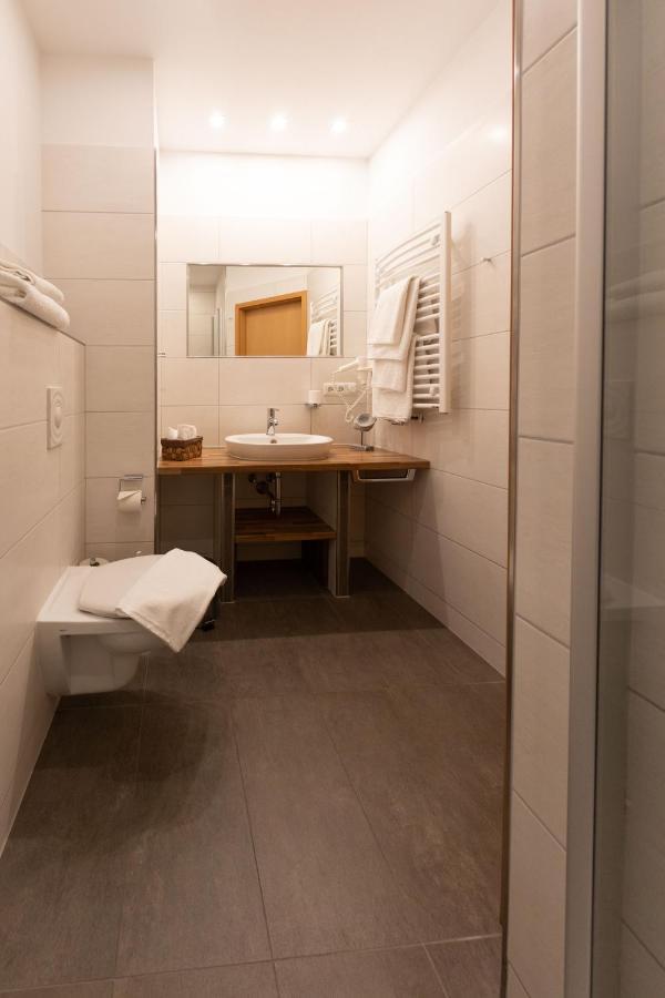 Hotel Zum Kuehlen Grunde Minden  Buitenkant foto