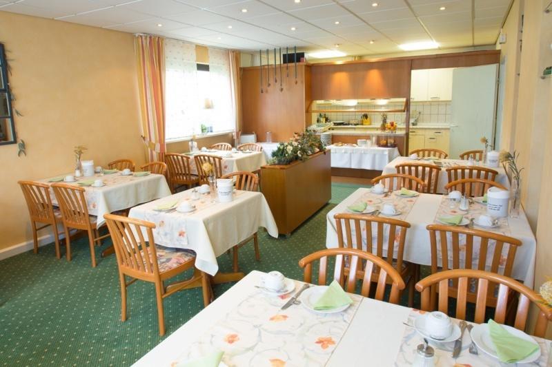 Hotel Zum Kuehlen Grunde Minden  Buitenkant foto